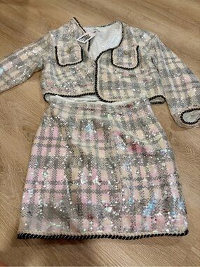 NWT Lola and the Boys Shimmer Sequin Houndstooth Bomber Jacket and Skirt Set